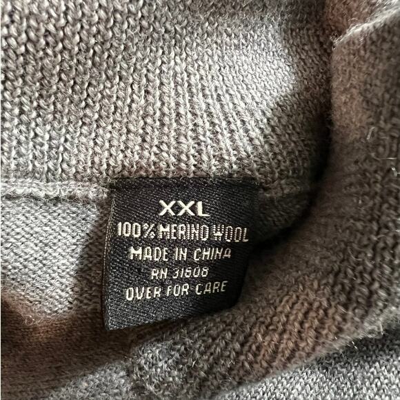 Jos. A. Bank Men's Sweater in 100% Merino Wool in Gray Partial Zipper Size XXL - Picture 4 of 5